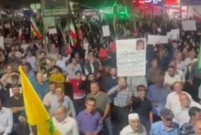 خرم‌‌آبادی‌ها: شعار کل کشور؛ فقط شروط رهبر  